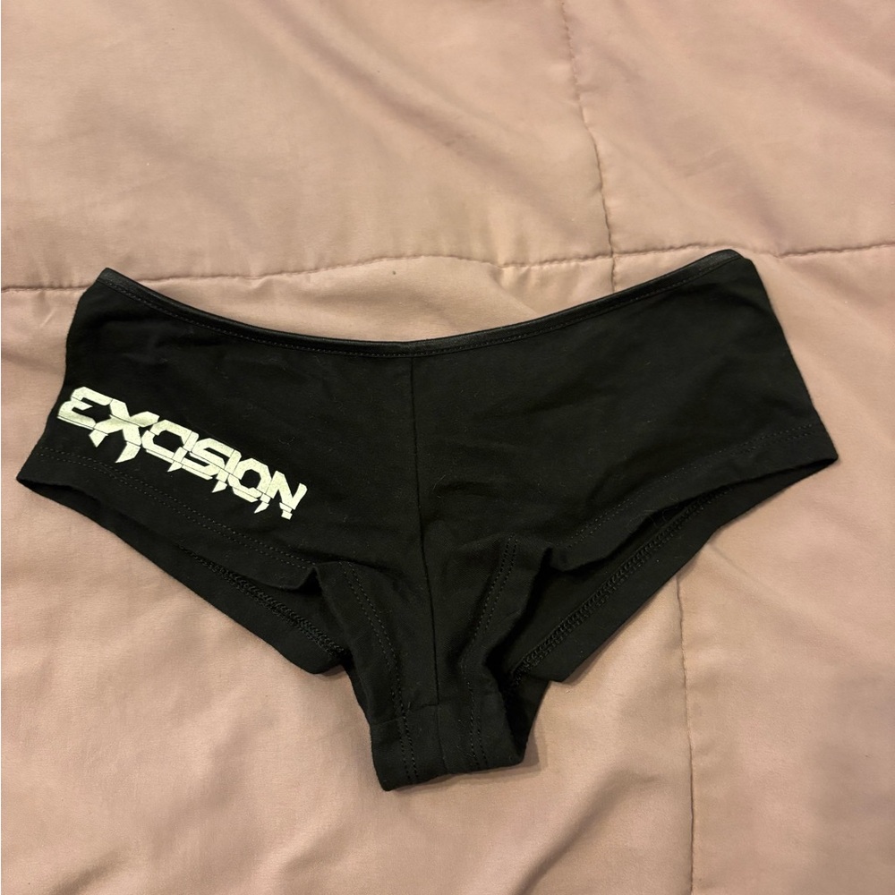 Excision Black Women's Booty Shorts